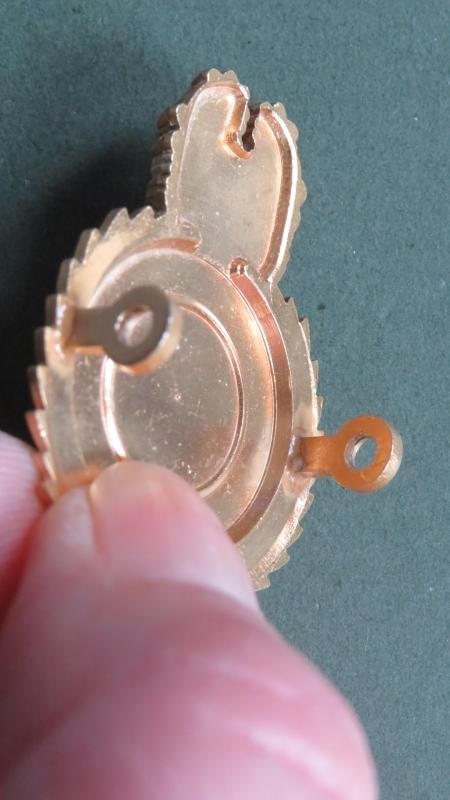 Republic of Sierra Leone Regiment Cap Badge — image 3