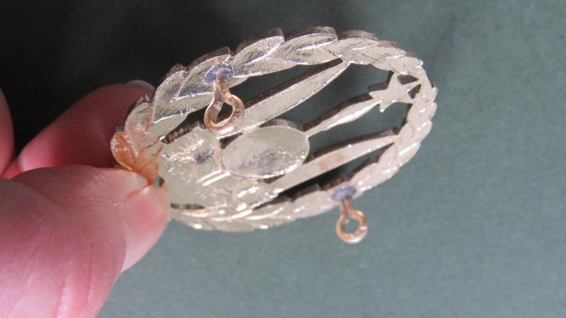 Djibouti Army Cap Badge — image 3