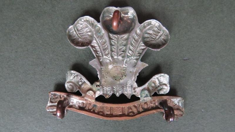 British Army Victorian / Edwardian Period 12th Royal Lancers Cap Badge — image 2