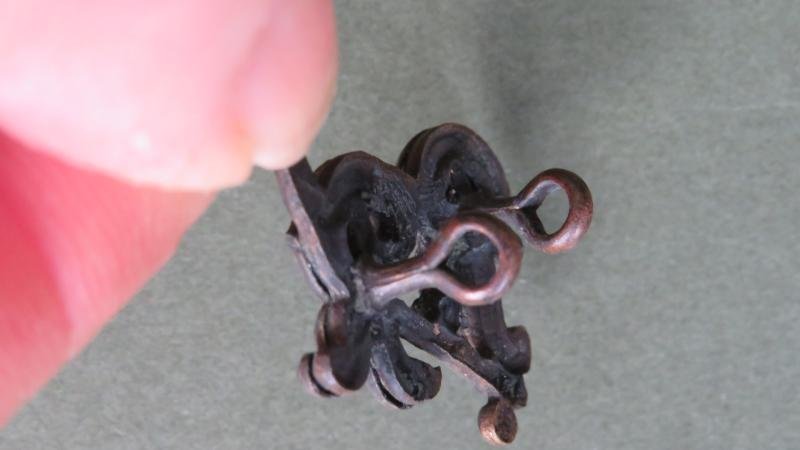 British Army The City of London Yeomanry (Rough Riders) Officers Service Dress Collar Badge — image 3