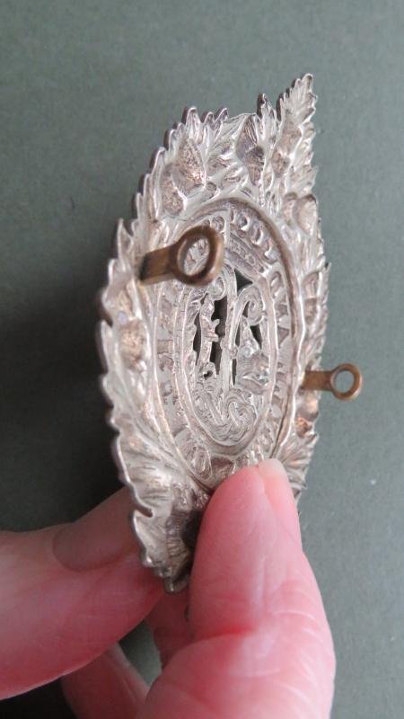 British Army The Argyll and Sutherland Highlanders Glengarry Badge — image 3