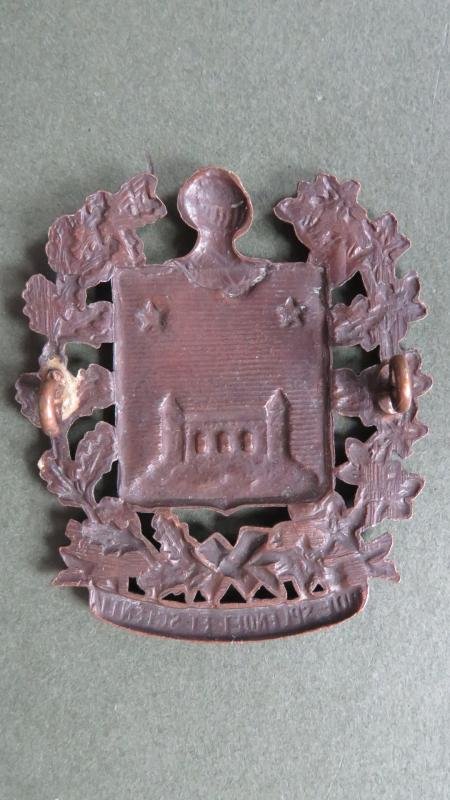 Canada Army University de Montreal Contingent Canadian Officers Training Corps Cap Badge — image 2