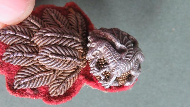 British Army Royal Welsh Fusiliers Officer's Beret Badge — image 2