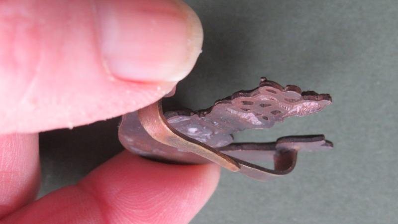 British Army Post 1921 The Loyal Regiment (North Lancashire) Officers Service Dress Cap Badge — image 3