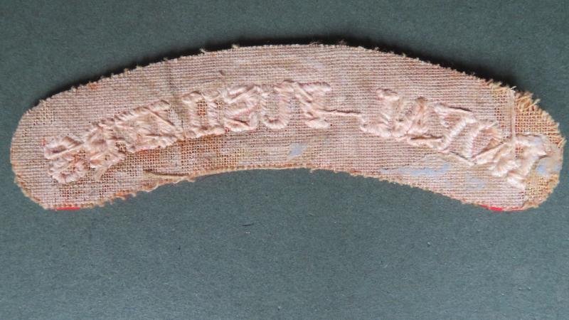 British Army WW2 Royal Fusiliers Shoulder Title — image 2
