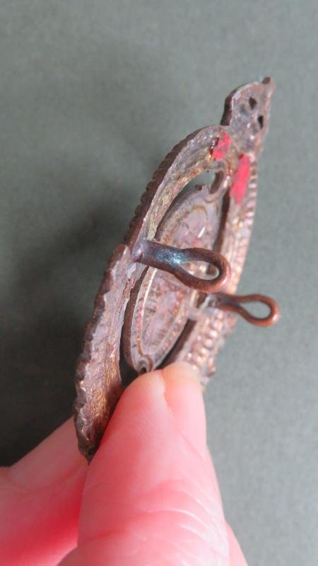 Canada Army The University of Manitoba Canadian Officers Training Corps Cap Badge — image 3