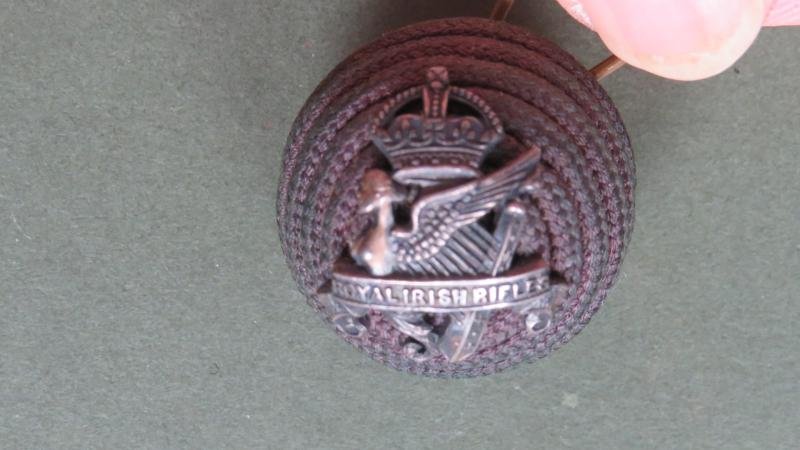 British Army Pre 1953 Royal Irish Rifles Officers Boss Badge — image 3