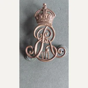 Canada Army 1903 -1911 The Royal Canadian Regiment Shoulder Badge