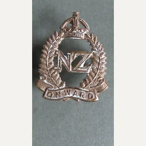 New Zealand Army WW1 'Expeditionary Force' Collar Badge