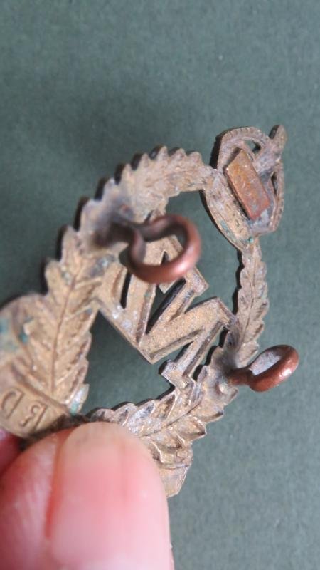 New Zealand Army WW1 'Expeditionary Force' Cap Badge — image 3