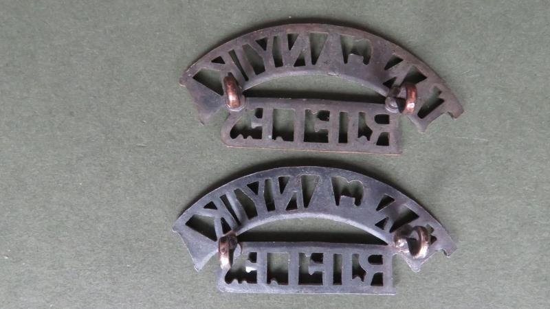 British Commonwealth 1961-1964 'Tanganyika Rifles' Shoulder Titles — image 2