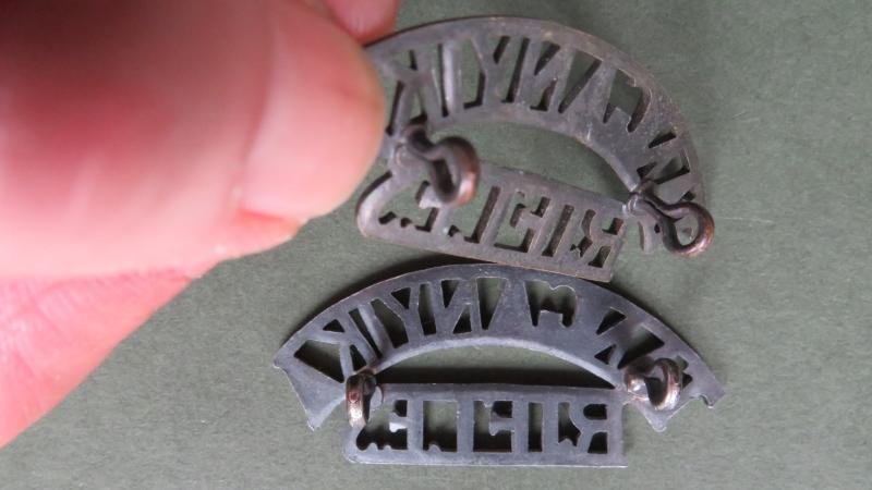 British Commonwealth 1961-1964 'Tanganyika Rifles' Shoulder Titles — image 3