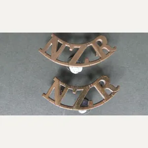 New Zealand Army WW1 'New Zealand Reinforcements' Shoulder Titles