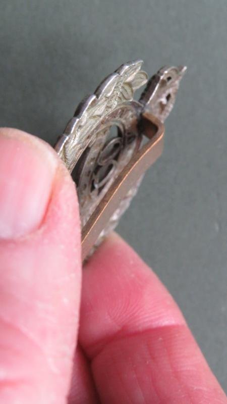 British Army Pre 1953 The Queen's Own Dorset Yeomanry Cap Badge — image 3