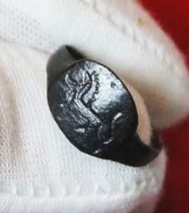 A Rare Original Roman Gladiatrix, {A Female Gladiator} Size Bronze …