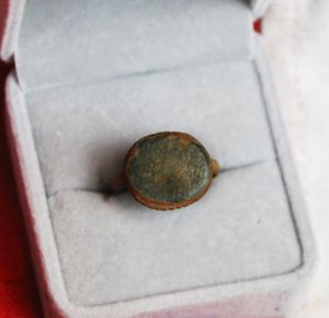 An Imperial Roman 2nd Century Bronze Ring, Excellent Condition and …