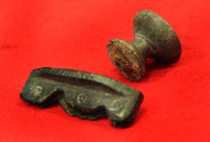 A Super Roman Dagger Pommel and Scabbard Mount. Around 2000 …