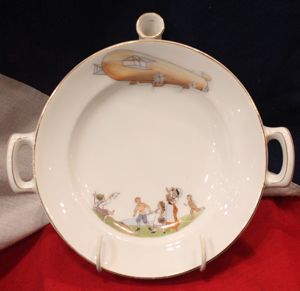 A Very Good German 1900's & WW1 Porcelain Zeppelin Plate …