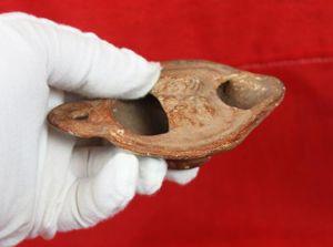 A Beautiful, Impressed Twin Head Profile Roman Oil lamp 1st …