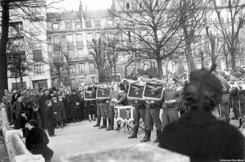 Now Sold A Really Rare Original WW2 Luftwaffe Night Fighter Airbase Command Commandant's {Fliegerhorst Kommandantur} of Stade, Double Sided Banner, Of A WW2 Night Fighter Luftwaffe Airbase For Nachtjagdgeschwader 1 {NJG 1} & Nachtjagdgeschwader 3 {NJG 3} — image 8