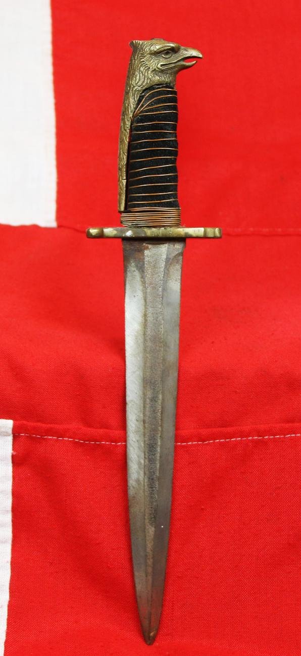 A Rare 1930's & WW2 Italian Facist Youth Movement Dagger. Eagle Head Pommel. The Italian Version of The Hitler Youth Dagger — image 3