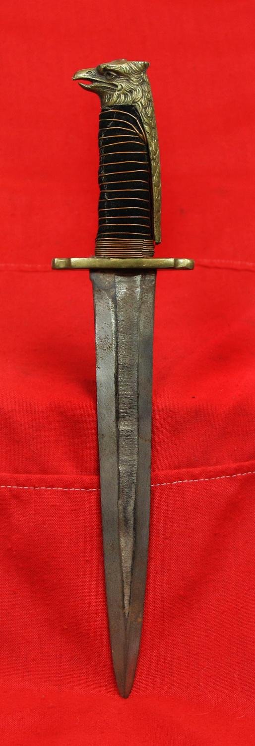 A Rare 1930's & WW2 Italian Facist Youth Movement Dagger. Eagle Head Pommel. The Italian Version of The Hitler Youth Dagger — image 5