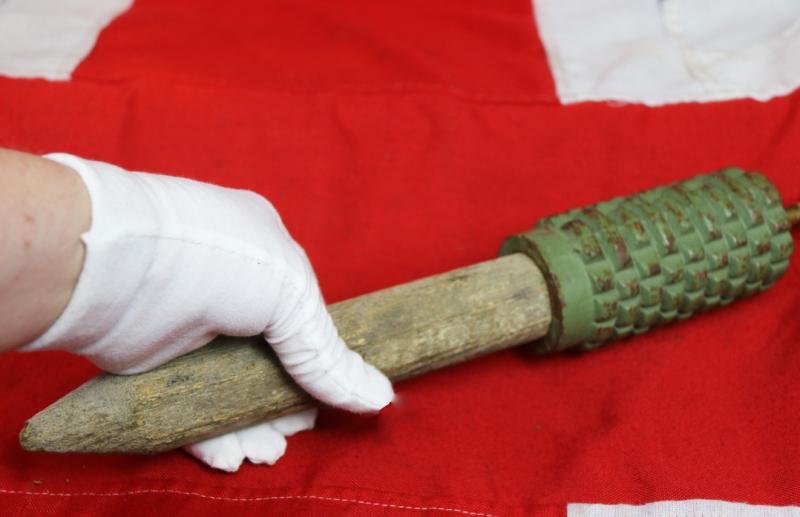 Deactivated Original Yugoslavian Stake Mine PMR-2A Anti-Personnel Mine. From the Bosnian War With Original UMNP-1V Fuse — image 5