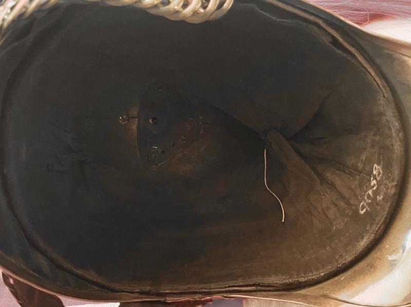 A Most Rare Antique Museum Piece. A Glorious Victorian 'Albert Pattern' Helmet Of The First Hertfordshire Light Horse Volunteers, Formed in 1862. Only 98 Of These Helmets Were Ever Made & And It Is Likely Barely a Handfull Still Survive Intact Today — image 7