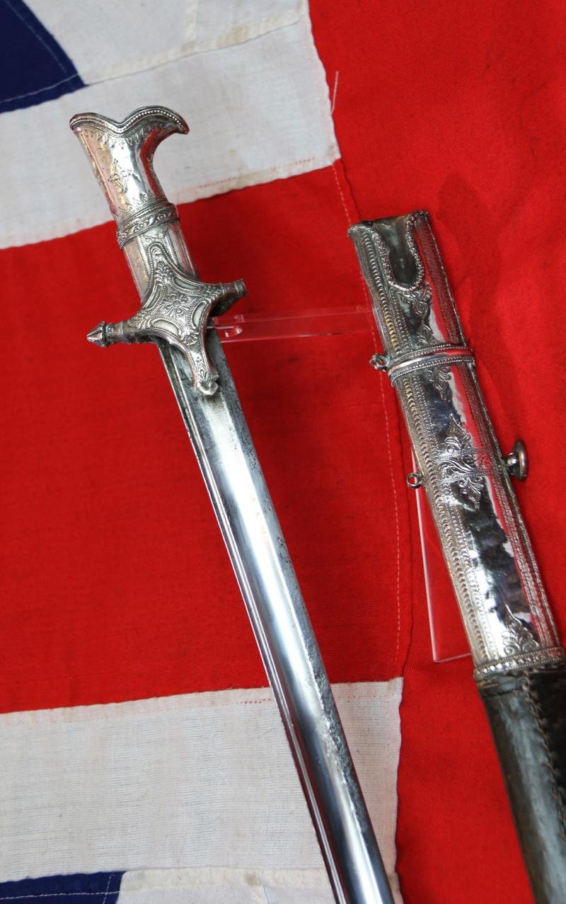 A Rare & Beautiful, French, Napoleonic Wars Era, Consular Guard, Then, Imperial Guard, Silver Mounted Sword. A 'Sabre d'Officier Superieur a Monture a L'Orientale', With French Napoleonic Nationale Maker Inscription, Coulaux et Cie, Circa 1801 — image 2