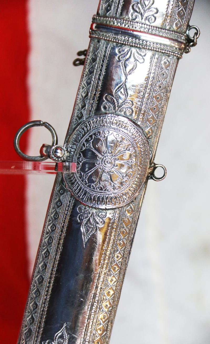 A Rare & Beautiful, French, Napoleonic Wars Era, Consular Guard, Then, Imperial Guard, Silver Mounted Sword. A 'Sabre d'Officier Superieur a Monture a L'Orientale', With French Napoleonic Nationale Maker Inscription, Coulaux et Cie, Circa 1801 — image 5