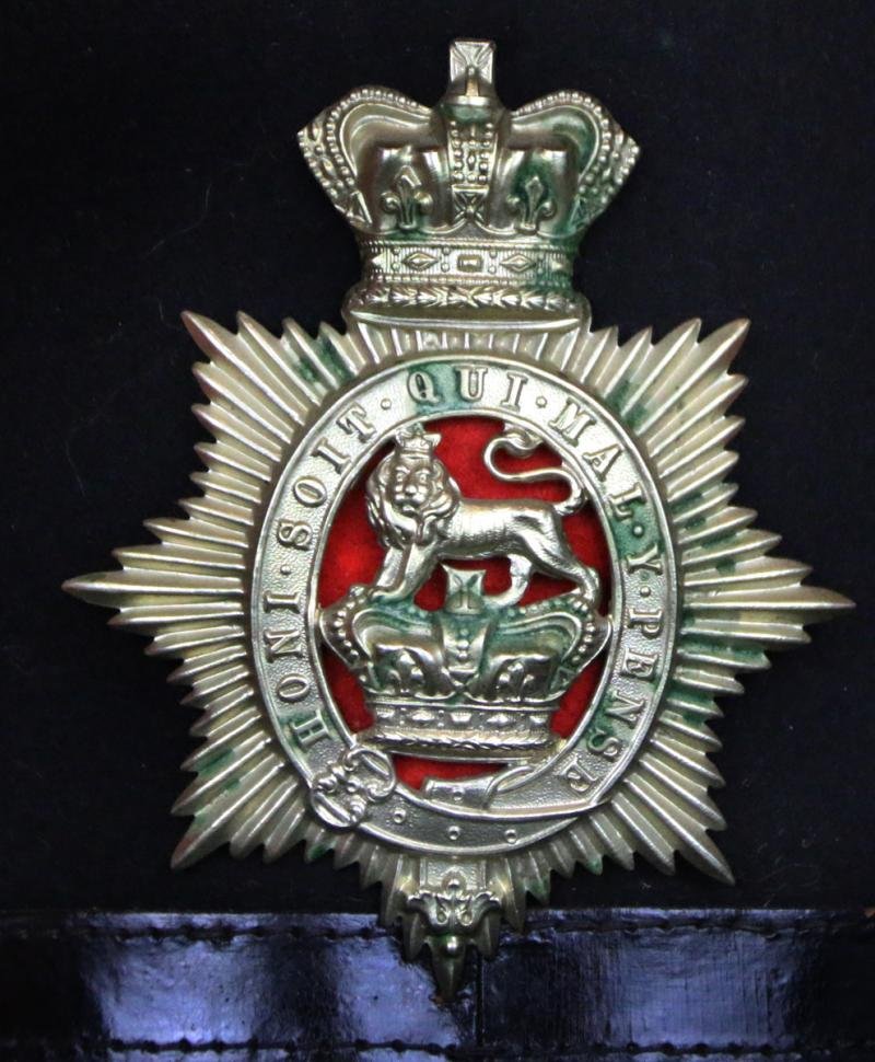 A Superb & Excellent Condition Mid Victorian Infantry Shako Service Cap, Pierced Centre, Double Crowned, With Lion Centre. General Service Shako Helmet Plate & And Rarely, Complete & Original, Leather Chin Strap — image 7