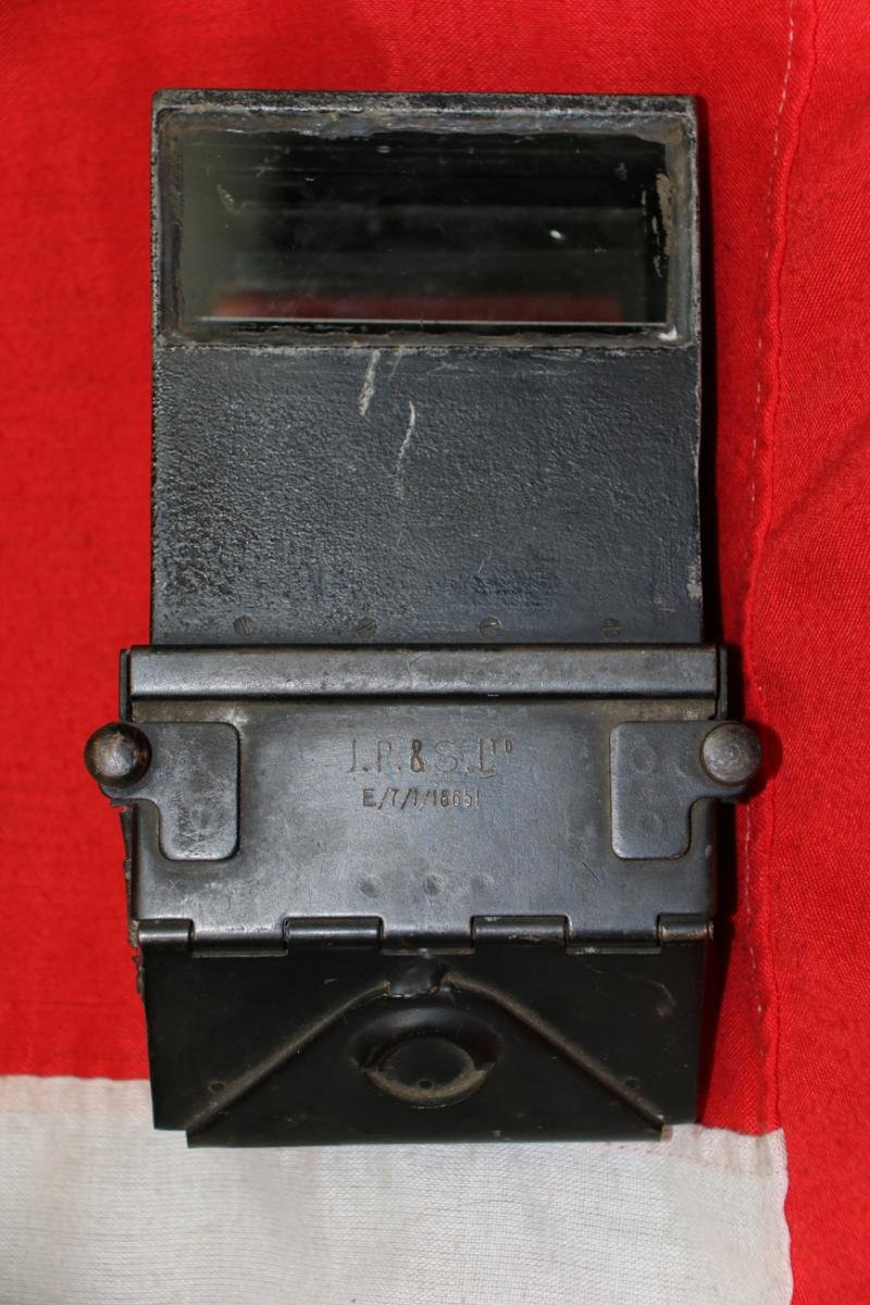 A Very Sound and Good Condition World War II British Tank Site / Periscope- — image 2