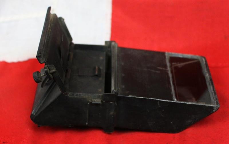 A Very Sound and Good Condition World War II British Tank Site / Periscope- — image 5