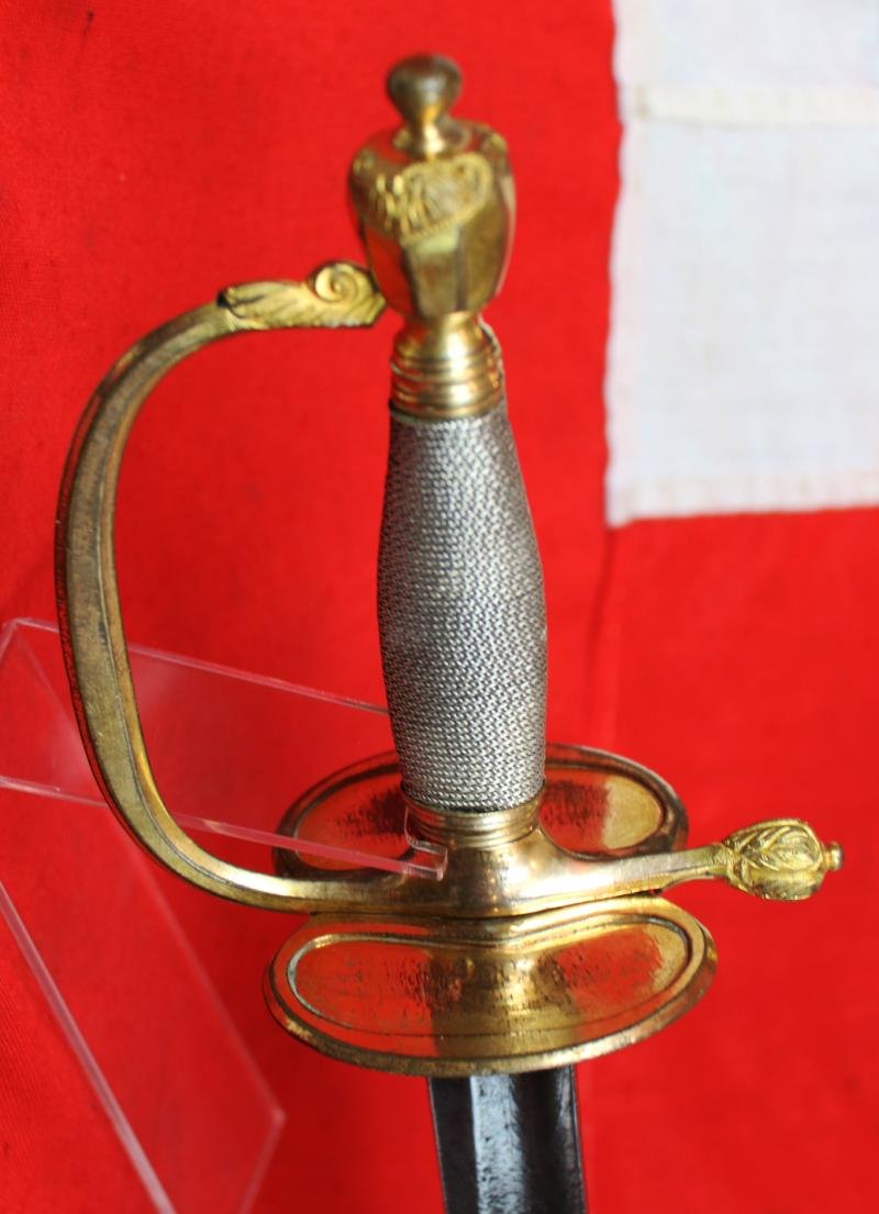 A Fine 1796 Infantry officer's Sword Of The Napoleonic Wars, From The Peninsular Campaign to Waterloo. With A Near Mint Mercurial Gilt & Silver Hilt. — image 4