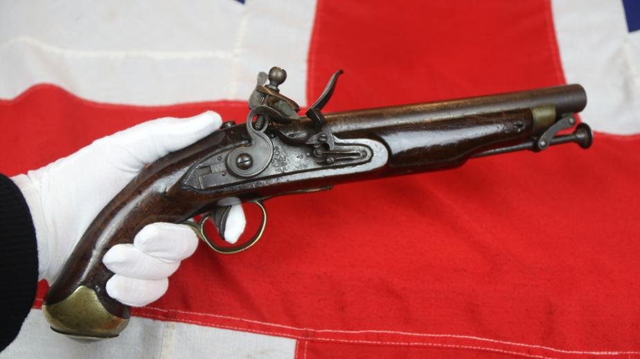A Fine 1802 Tower of London New Land Pattern 'G.R.Crown' Lock Napoleonic Wars Light Dragoon Trooper's Flintlock Pistol. Used From The Peninsular War To The Battle of Waterloo Period. — image 2