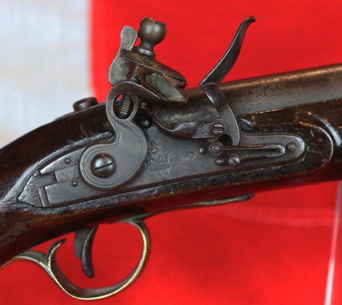 A Fine 1802 Tower of London New Land Pattern 'G.R.Crown' Lock Napoleonic Wars Light Dragoon Trooper's Flintlock Pistol. Used From The Peninsular War To The Battle of Waterloo Period. — image 4
