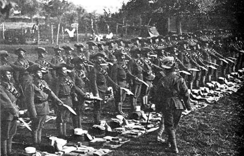 A WW1 & WW2 Gurkha's Kukri Combat Knife 'Ayo Gorkali' The Gurkha Battle Call 'The Gurkhas Are Coming!' Field Marshall Manekshaw once said, ' If someone says he does not fear death, then he is either telling a lie or he is a Gurkha — image 9