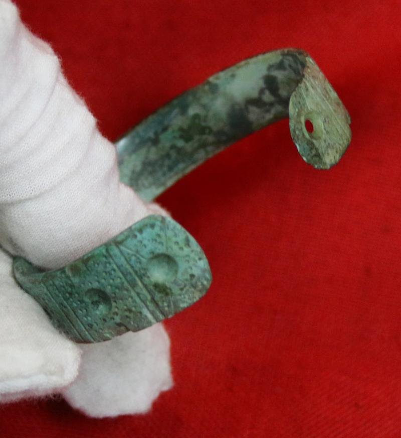 A Most Fine Original Copper-Bronze Imperial Roman Legionary's Military Bravery Award Armilla, {Bracelet} Awarded for Military Gallantry Around 1700 Years Old — image 4