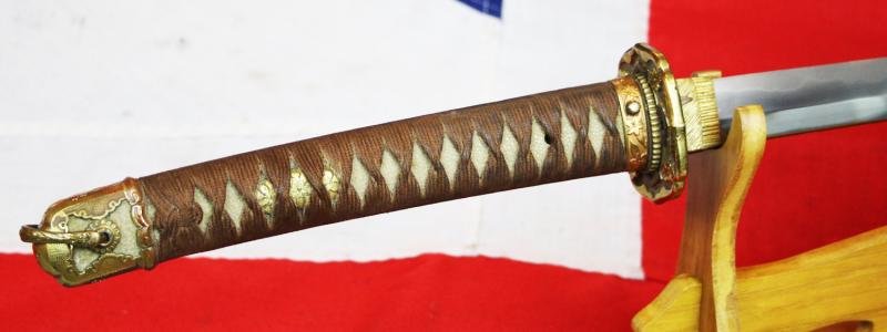 A Simply Stunning Ancestral Bladed WW2 Officer's Sword With a Blade Circa 1665, Signed, Yamashiro Koku Jyu Minamoto Tsunahiro (山城国住源綱廣). It Is Extremely Likely An Ancestral Bladed War Service Sword Of a Surrendered General Or at Very Least a Colonel. — image 5