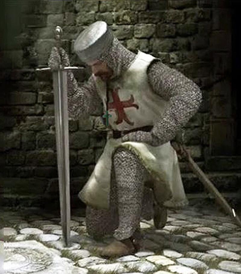 A 1000 Year Old Survivor From Antiquity. Early Crusades Reliquary, Pectoral, Encolpion Cross. Containing A Shard of The True Cross. Hinged Cross Of the Ancient Holy Land. Likely Presented to a Warrior Knight Before for the Crusade, by a Bishop — image 9