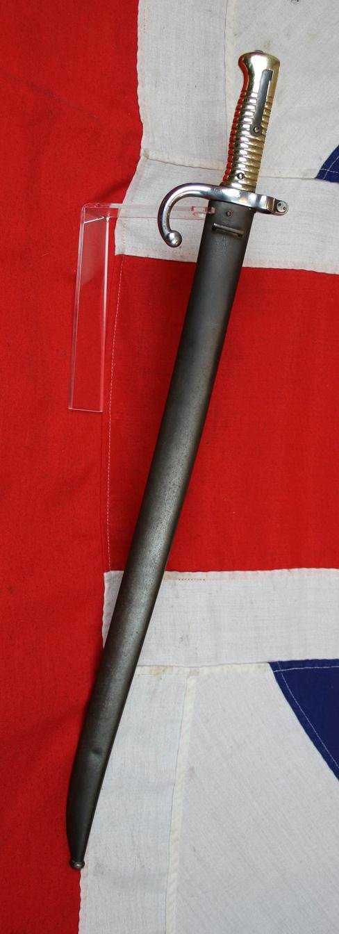 A Superb Later 19th Century French Chassepot M1866 Sword Bayonet, Post Franco Prussian War Issue, Manufactured at the Armoury of St Etienne. Japanese Purchase Import Used In The Japanese Russian War 8 February 1904 – 5 September 1905 — image 2