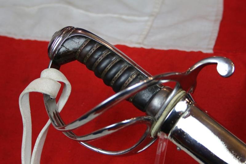 A Simply Superb Looking Original, Victorian, 8th King's Royal Irish Hussars 'Charge of the Light Brigade', 1821 Pattern, Hussar Trooper's Sword In Simply Amazing Fully Restored and Conserved Condition. With White Buff Hide Knot — image 6