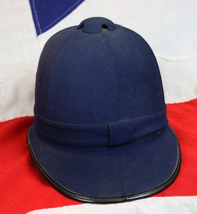 A Rare To Find Post 1953 New Zealand Police Sergeants / Constables Custodian Helmet. In Superb Condition. The Helmet Type That Was Removed From New Zealand Service in 1995 — image 3