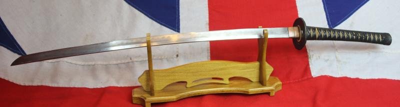 A Stunning Ancient Koto Museum Grade Long Katana, Circa 1480's Around 550 Years Old, all Original Edo Fittings, Entomological Kachimushi Tsuba and Suzumebachi Menuki — image 8