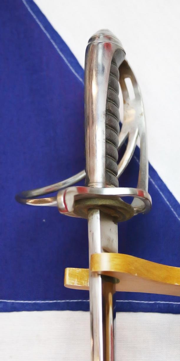 A Superb 1821 Pattern, Victorian British Officer's Light Cavalry Sabre, For Light Dragoon's, Lancer's or Hussars. Used in the Crimean War, Such As the Famous and Renown 'Charge of the Light Brigade'. — image 5