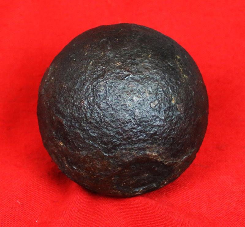 A Superb Original Waterloo Recovered Souvenir '6 Pounder ' Royal Artillery Cannon Ball Fired at La Haye Sainte During The Battle, Recovered From The Farm. With Clear Impact Site To The Ball. — image 6