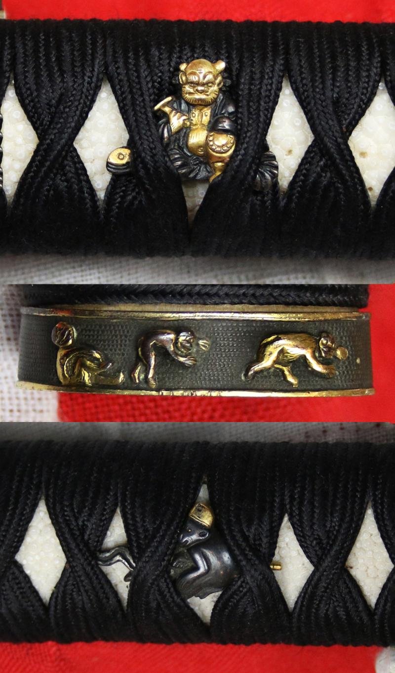 A Simply Stunning A Fabulous Original Antique Shinto Early Edo Period Chisa Katana. Wondrous Pure Gold and Shakudo Mounts Of The Tale of Momotarō, the Demon and The Monkey. Superbly Beautiful Blade Hamon and Hada Grain — image 7