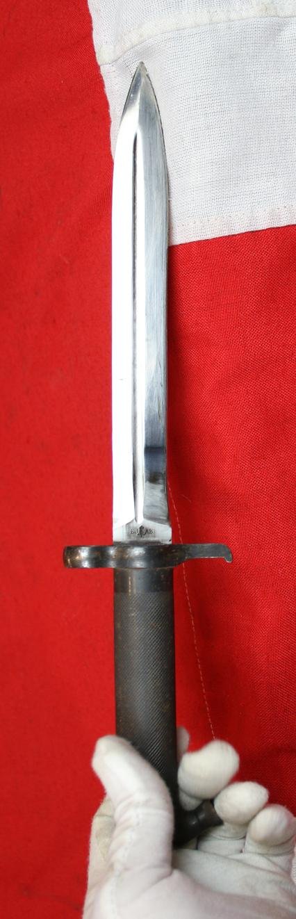 Swedish M1896 Mauser Bayonet, Knife Bayonet for Use on the 6.5 mm. m/1896 Swedish Mauser rifle. The M/1896 Bayonet Was Also Used With the M/1938 Short Rifle and AG42b Ljungmann Self-Loading Rifle During WW2 — image 2