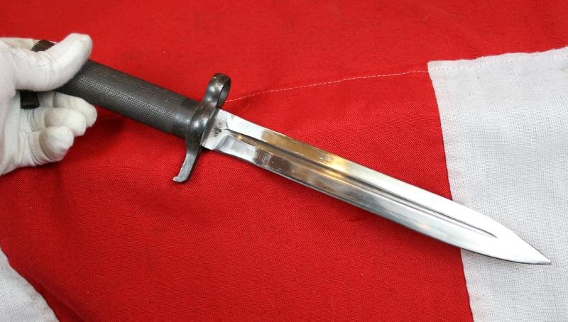 Swedish M1896 Mauser Bayonet, Knife Bayonet for Use on the 6.5 mm. m/1896 Swedish Mauser rifle. The M/1896 Bayonet Was Also Used With the M/1938 Short Rifle and AG42b Ljungmann Self-Loading Rifle During WW2 — image 5