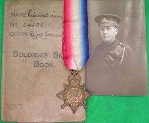 WW1 1914 STAR WITH THE RECIPIENTS ORIGINAL SOLDIERS SMALL BOOK …
